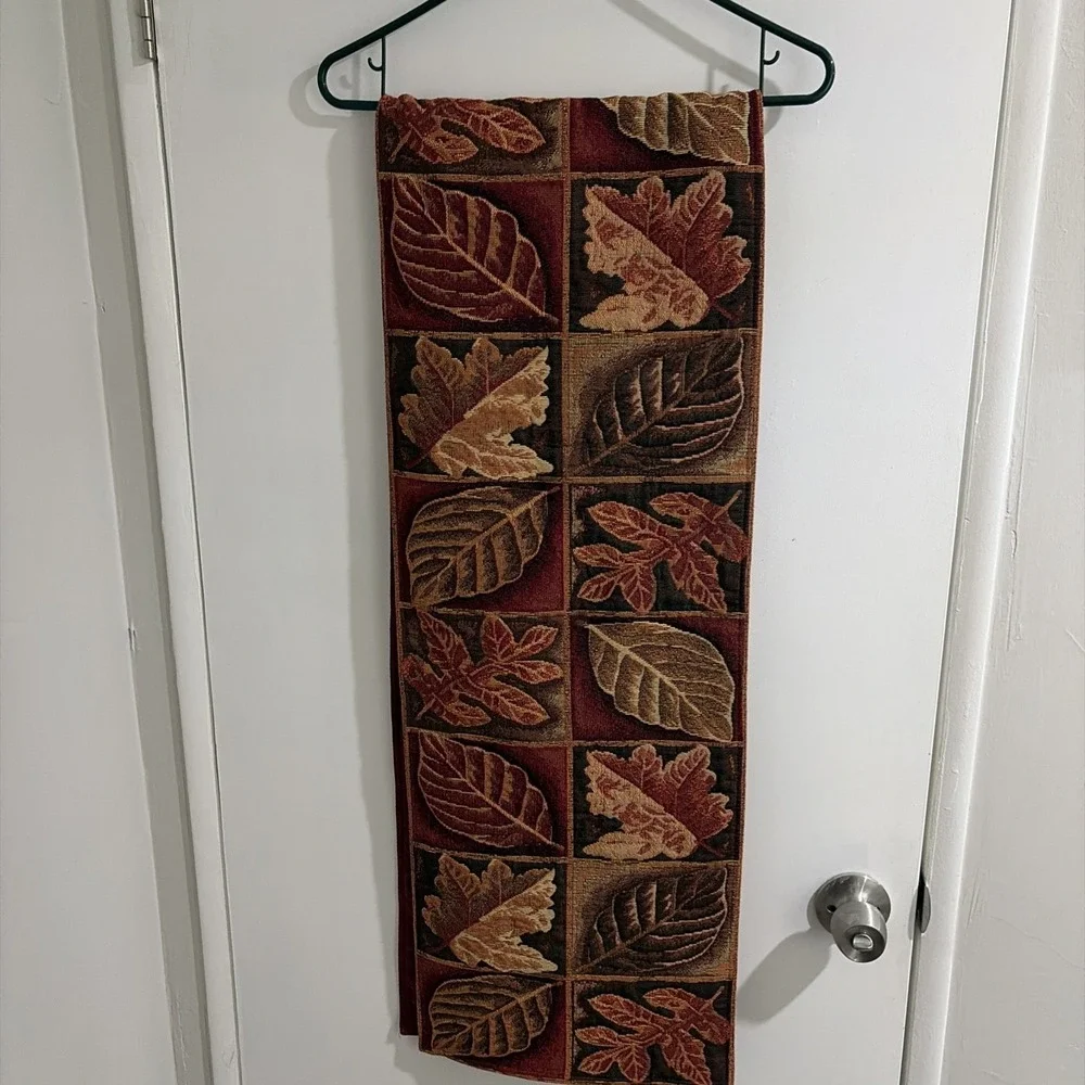 Vintage Style Fall Autumn Leaves Woven Tapestry Table Runner 72